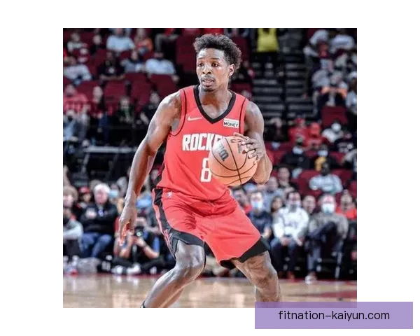 加亚本赛季防守贡献显著，状态回暖助力球队后防稳固